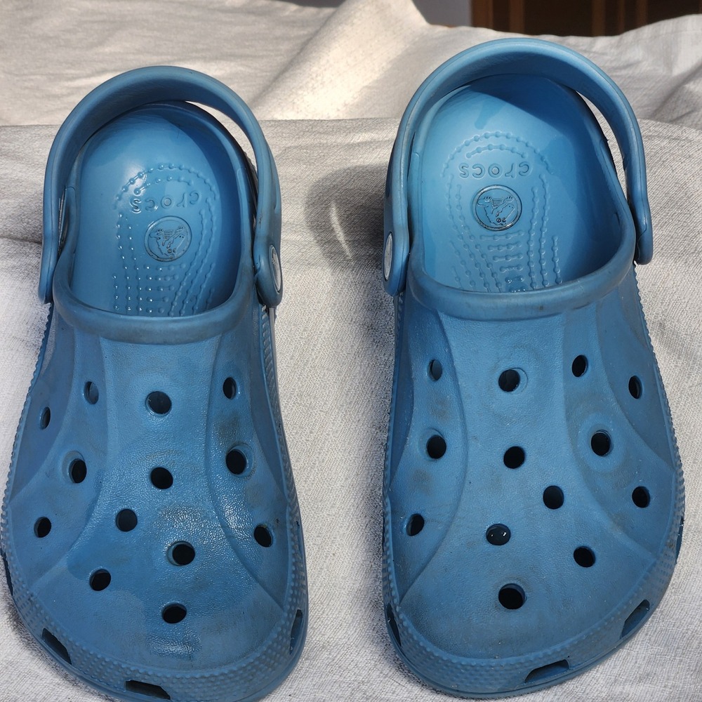 Crocs Classic Clog Blue Kids Junior Size J1 Slip On Water Shoes Sandals
